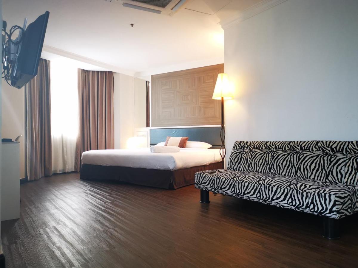 Regalodge Hotel & Spa איפוה מראה חיצוני תמונה