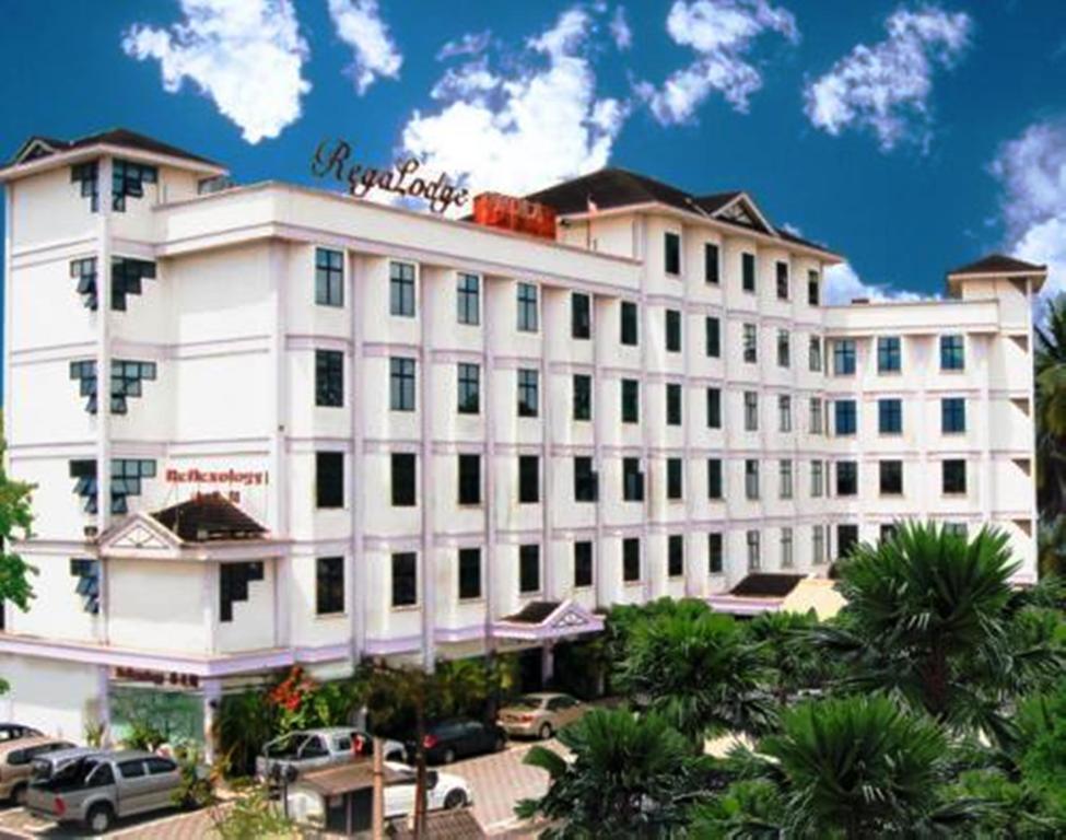 Regalodge Hotel & Spa איפוה מראה חיצוני תמונה
